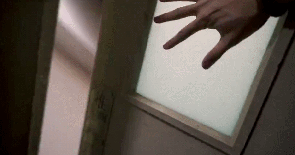 抖音“燃烧的陀螺仪”样貌遭扒惊呆网友,那么爱装怪不得不敢露脸